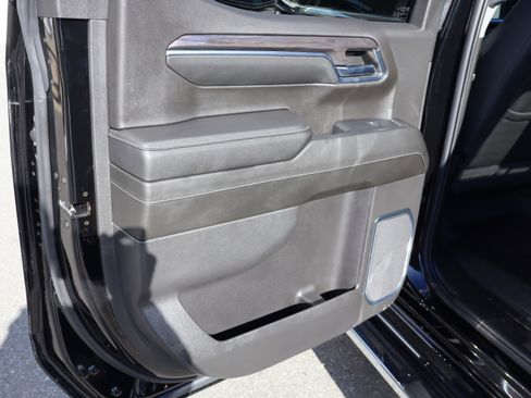 Used 2024 Chevrolet Silverado 1500 LTZ w/ Technology Package image 33