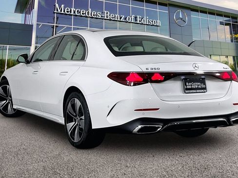 New 2026 Mercedes-Benz E 350 4MATIC Sedan image 3