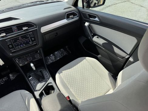 Used 2021 Volkswagen Tiguan S FWD image 36