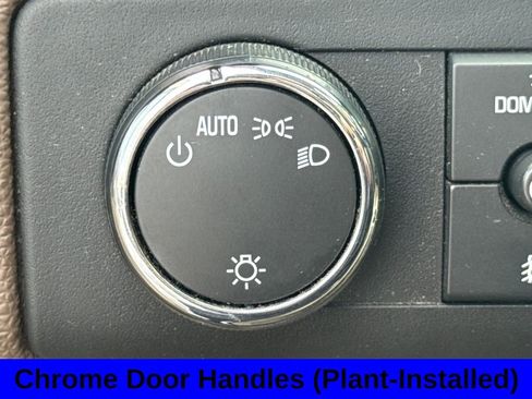 Used 2010 Chevrolet Silverado 1500 LTZ w/ White Diamond Tricoat Edition image 33