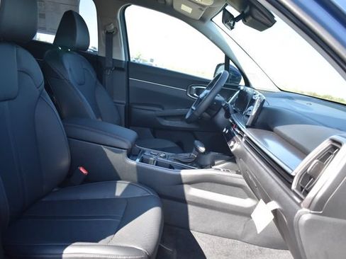 Certified 2026 Kia Sorento EX AWD/4WD image 14