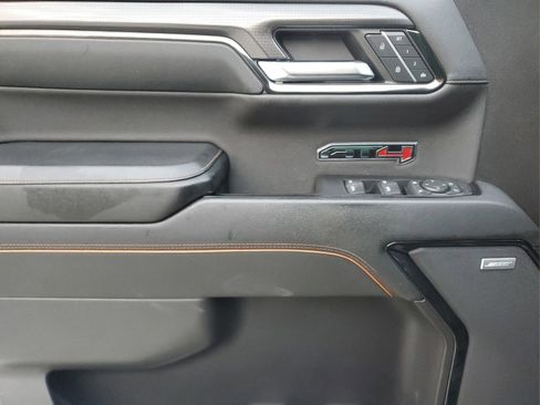 Used 2024 GMC Sierra 1500 AT4 w/ Technology Package image 16