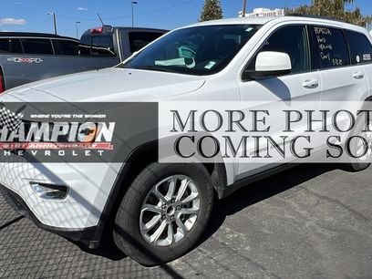 Used 2021 Jeep Grand Cherokee Laredo