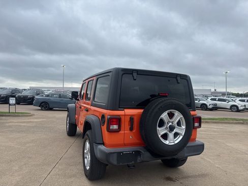 Used 2018 Jeep Wrangler Unlimited Sport S image 16