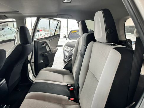 Used 2017 Toyota RAV4 XLE w/ Protection Package image 15