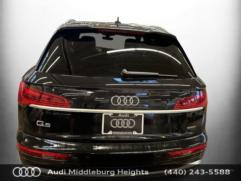Certified 2025 Audi Q5 2.0T Premium Plus w/ Premium Plus Package image 8
