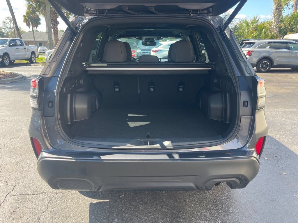 Used 2026 Subaru Forester Premium AWD/4WD image 5