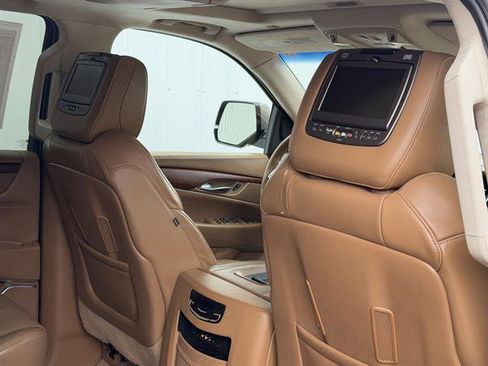 Certified 2016 Cadillac Escalade Platinum AWD/4WD image 23