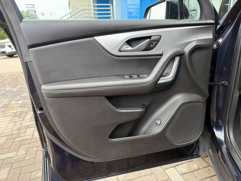 Used 2020 Chevrolet Blazer LT FWD image 12