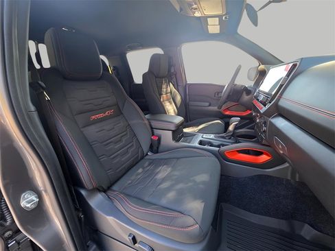 New 2026 Nissan Frontier PRO-4X w/ Pro-4x Convenience Package image 11
