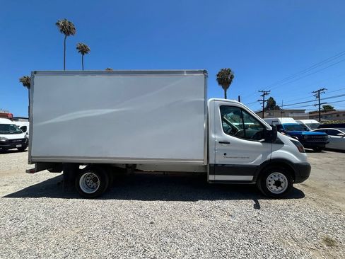 Used 2019 Ford Transit 350 156 DRW RWD image 4