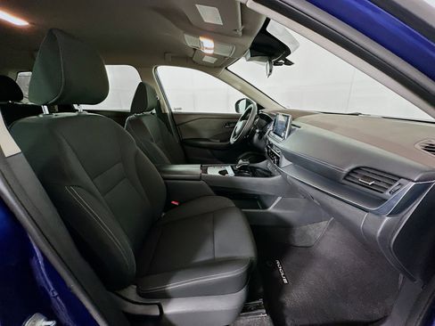 Used 2023 Nissan Rogue S FWD image 29