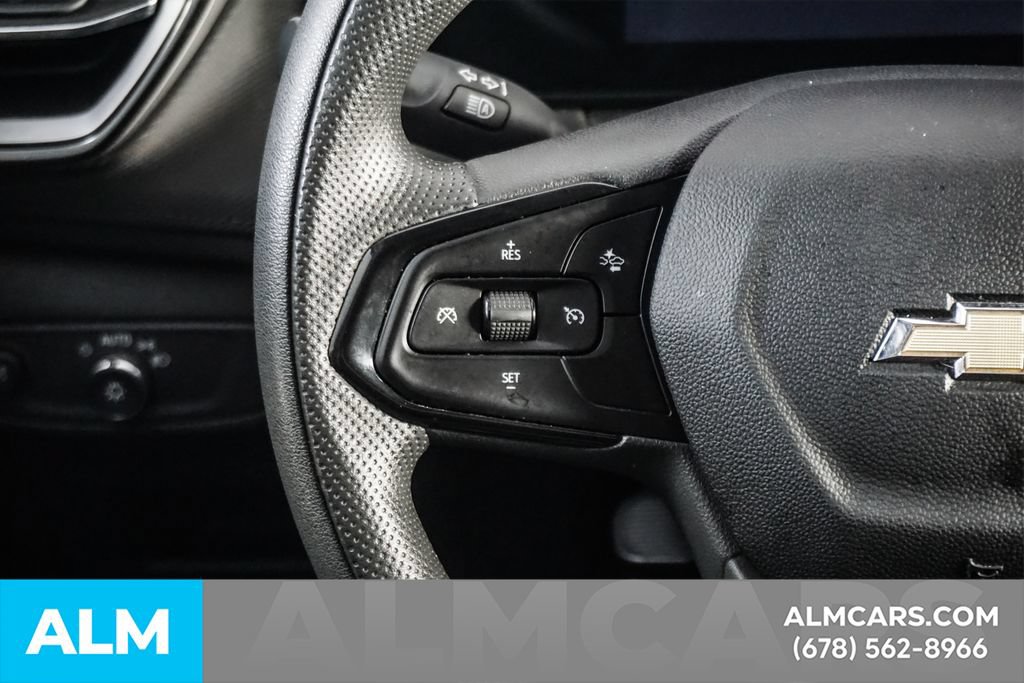 Used 2025 Chevrolet TrailBlazer LT AWD/4WD image 26