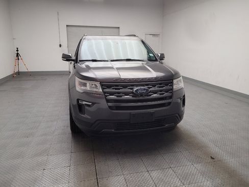 Used 2019 Ford Explorer XLT w/ Equipment Group 202A FWD image 14