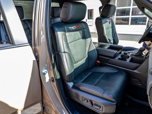 Used 2025 Toyota Tundra TRD Pro AWD/4WD image 30