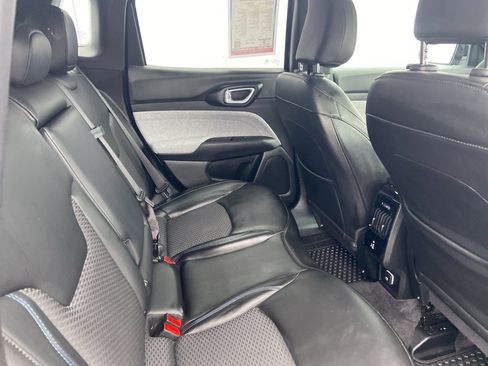 Used 2023 Jeep Compass Latitude w/ Convenience Group image 6