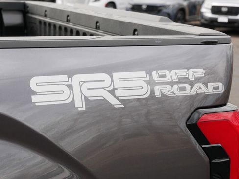 Used 2025 Toyota Tundra SR5 AWD/4WD image 10