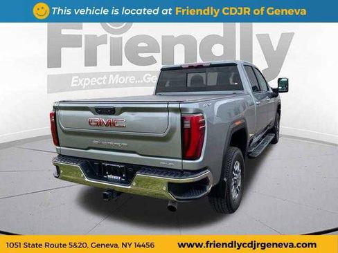 Used 2024 GMC Sierra 2500 SLT w/ SLT Premium Package image 5