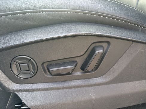 Used 2025 Audi Q7 3.0T Premium Plus image 14