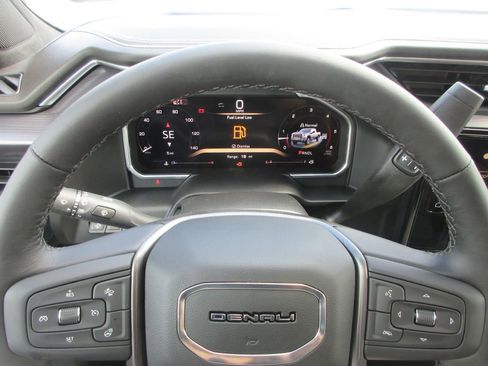 New 2026 GMC Sierra 2500 Denali Ultimate AWD/4WD image 18