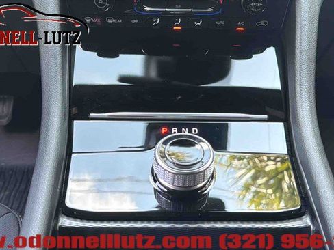 Used 2024 Jeep Grand Cherokee Laredo X w/ Luxury Tech Group I AWD/4WD image 32