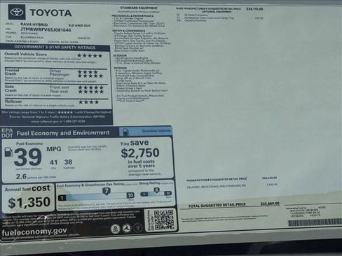 Used 2025 Toyota RAV4 XLE AWD/4WD image 24