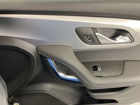 New 2026 Chevrolet Blazer LT w/ LPO, Floor Liner Package FWD image 11