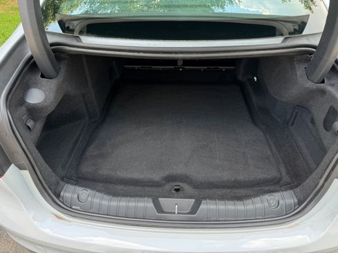 Used 2021 Jaguar XF R-Dynamic SE image 46