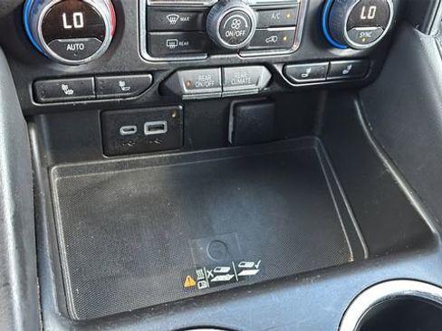 Used 2023 Chevrolet Tahoe Z71 w/ Luxury Package image 41