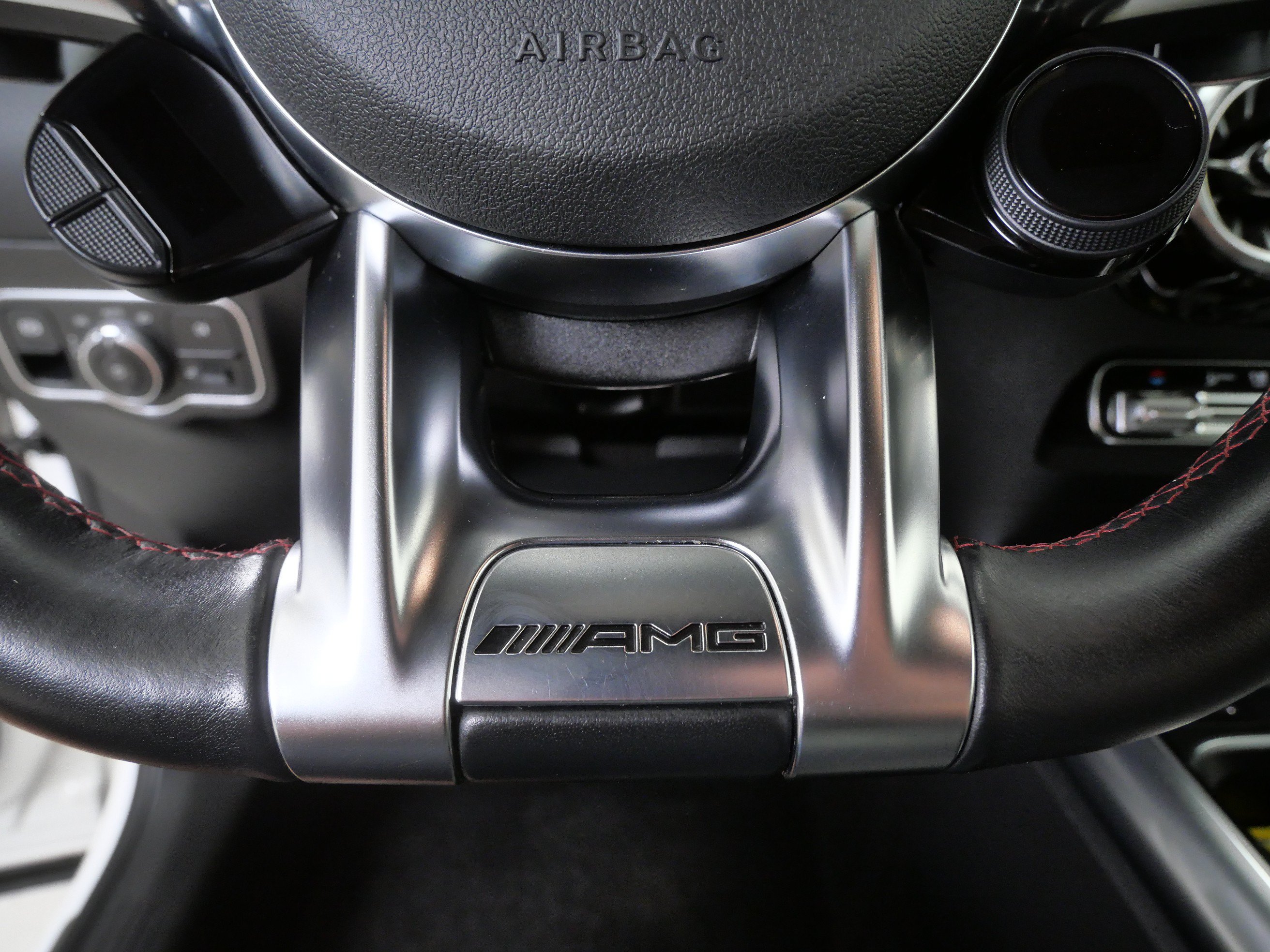 Used 2023 Mercedes-Benz GLA 35 AMG 4MATIC image 21