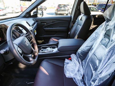 New 2025 Honda Ridgeline Black Edition image 20