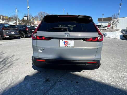 Certified 2025 Honda CR-V LX image 5