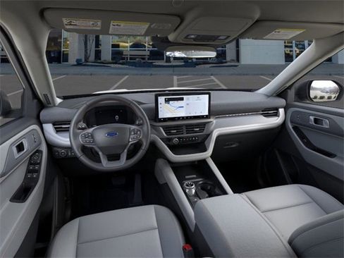 New 2025 Ford Explorer Active w/ Active Comfort Package image 9