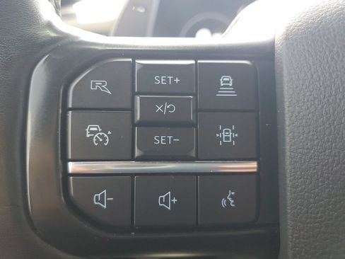 Used 2022 Ford F150 Raptor w/ Raptor 37 Performance Package AWD/4WD image 28