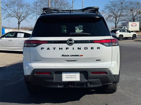 Used 2025 Nissan Pathfinder Rock Creek image 4