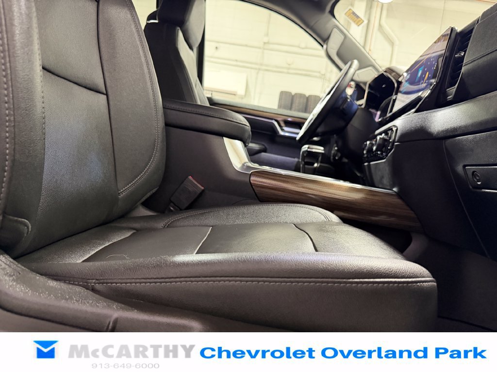 Used 2023 Chevrolet Silverado 1500 RST w/ Convenience Package II AWD/4WD image 29