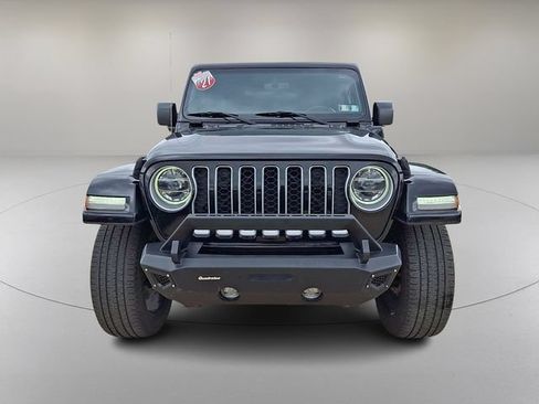 Used 2021 Jeep Wrangler Unlimited Sahara w/ Cold Weather Group AWD/4WD image 3