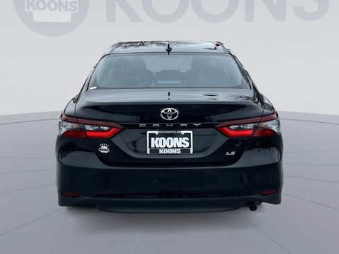 Used 2023 Toyota Camry LE image 5