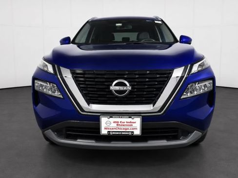Used 2022 Nissan Rogue SV w/ SV Premium Package AWD/4WD image 2
