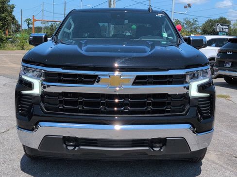 Used 2026 Chevrolet Silverado 1500 LT AWD/4WD image 9