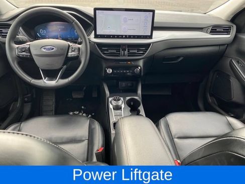Used 2023 Ford Escape Platinum AWD/4WD image 6
