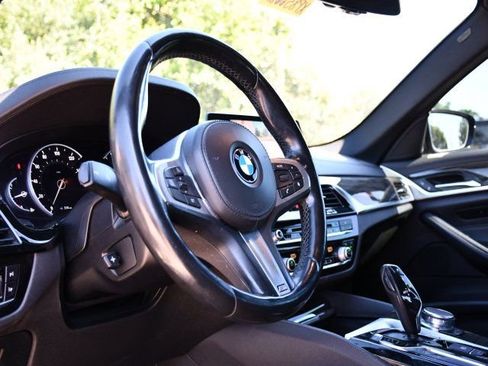 Used 2018 BMW 540i RWD image 11