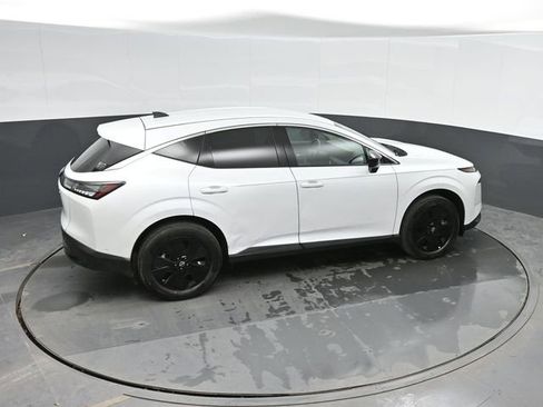 Used 2025 Nissan Murano SV image 39