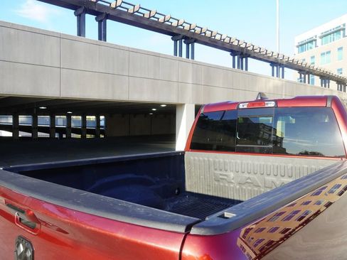 Used 2019 RAM 1500 Big Horn AWD/4WD image 10