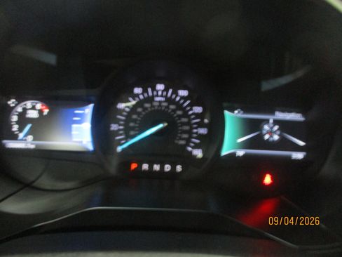 Used 2017 Ford Edge SEL w/ Equipment Group 201A AWD/4WD image 16