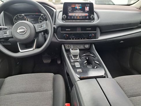 Used 2023 Nissan Rogue SV image 20