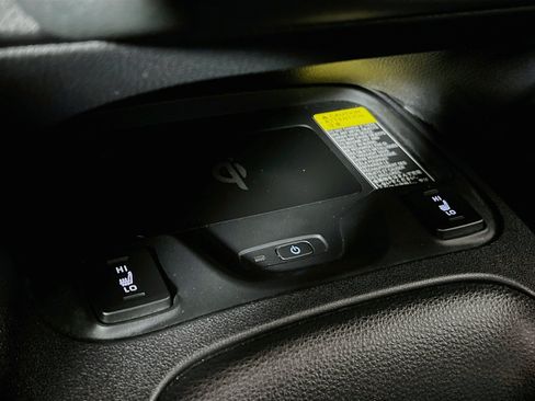 Certified 2025 Toyota Corolla XSE FWD image 22