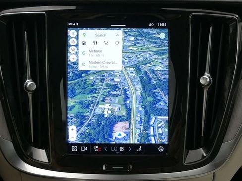 Used 2023 Volvo S60 B5 Ultimate w/ Climate Package image 14