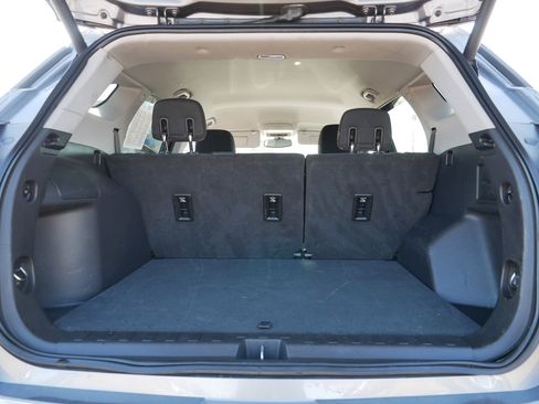 Used 2018 GMC Terrain SLE w/ Driver Convenience Package image 18
