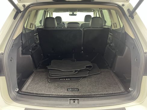 Certified 2023 Volkswagen Atlas SE w/ Black Wheel Package image 29